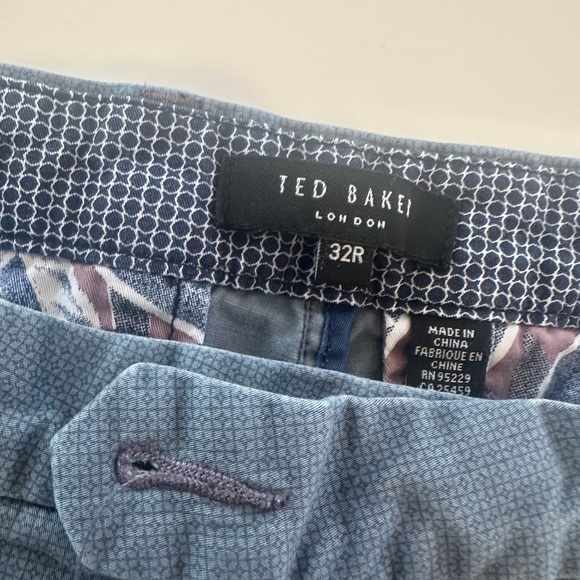 Ted baker men’s shorts medium - 32R - dress shorts - Picture 3 of 3